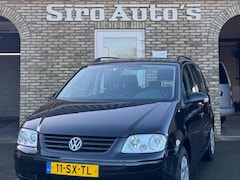 Volkswagen Touran - 1.6-16V FSI Business weinig kilometers