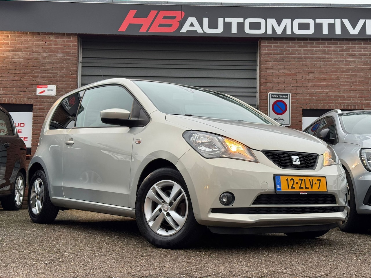 SEAT Mii - 1.0 Style Chic NAP/AIRCO/CRUISE/START-STOP/1STE EIG - AutoWereld.nl