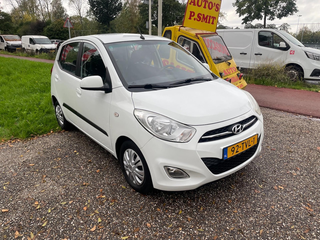 Hyundai i10 - 1.2 Plus AIRCO/A.PARKEERSENSORS - AutoWereld.nl