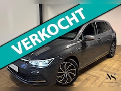 Volkswagen Golf - 1.5 eTSI Life Business KEYLESS CAM