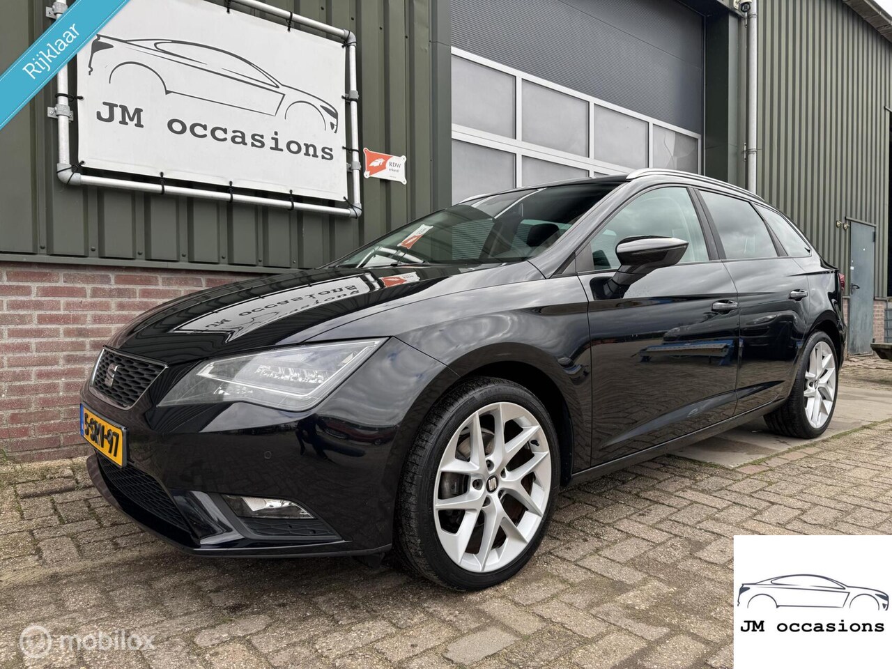 SEAT Leon ST - 1.2 TSI Style|Led/Xenon|Navi|Alcantara|Seat Sound| - AutoWereld.nl