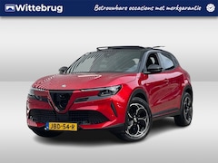 Alfa Romeo Junior - Elettrica Speciale 54 kWh 156PK Schuif / Kanteldak | Keyless | Techno Pakket | Apple Carpl