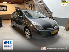 Toyota Prius - 1.5 VVT-i Comfort / Leer / Airco / Trekhaak / Dealer onderhouden / MCC / Gouda