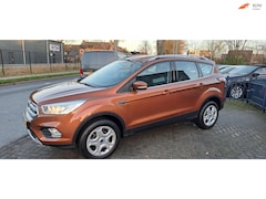 Ford Kuga - 1.5 EcoBoost Trend Ultimate trekhaak/navi