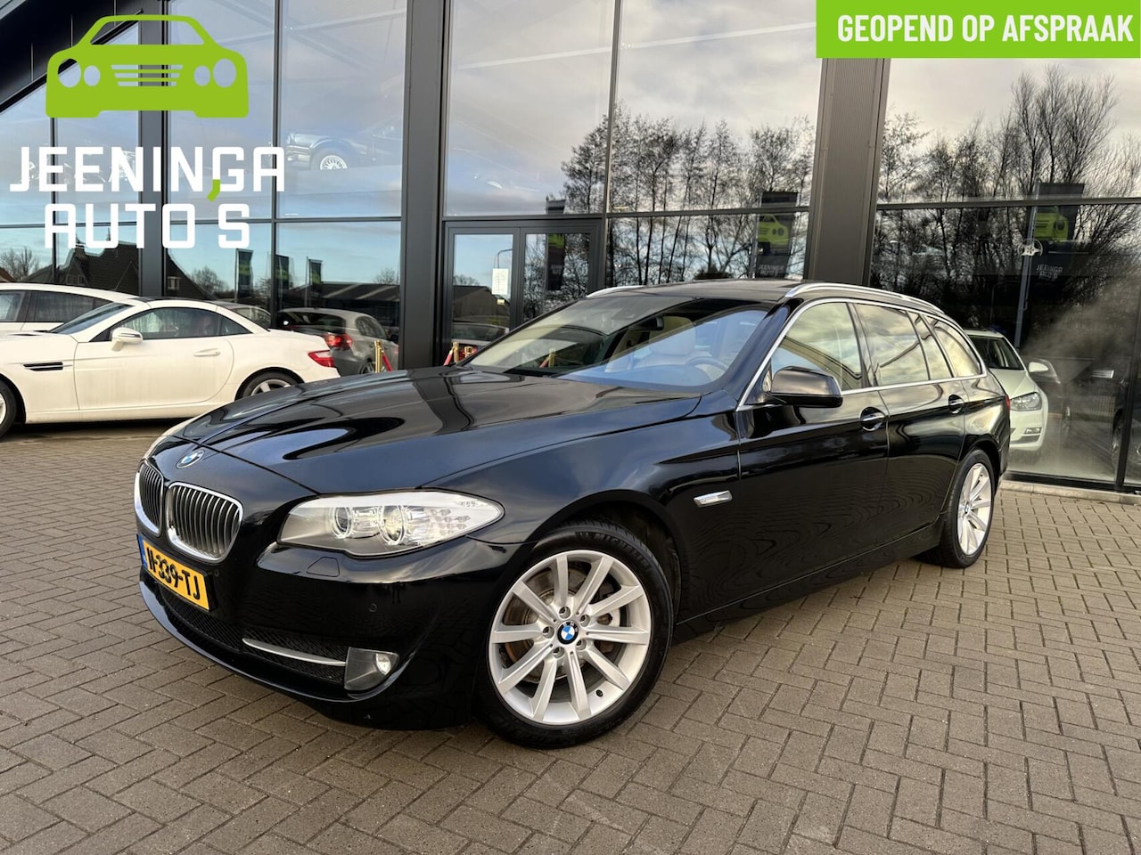 BMW 5-serie Touring - 523i High Executive|Camera|Pano|Leer|Stoelverwarming - AutoWereld.nl
