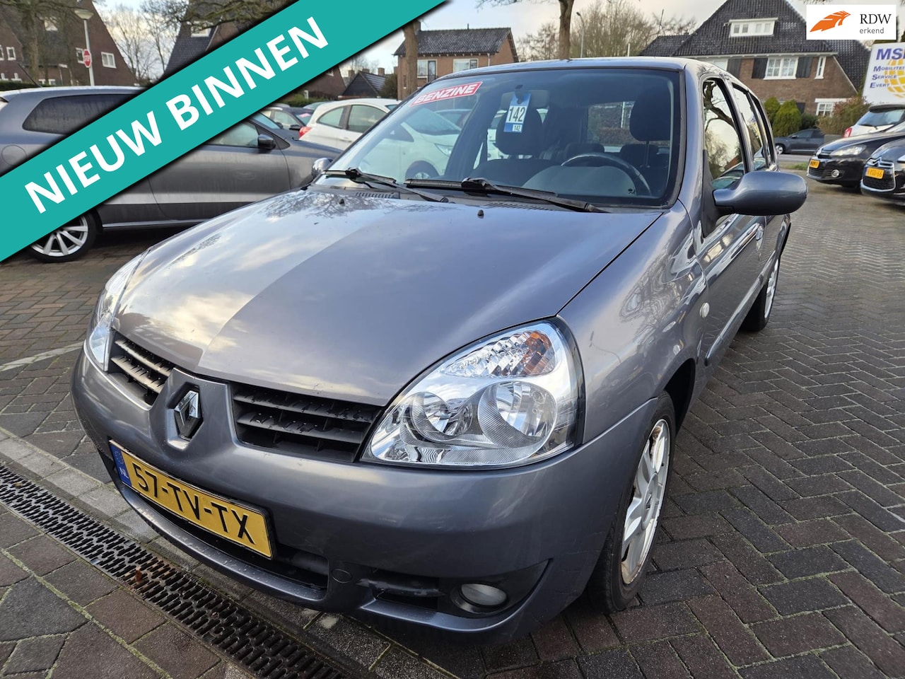 Renault Clio - 1.2-16V Campus NETTE AUTO RIJDT EN SCHAKELT GOED - AutoWereld.nl