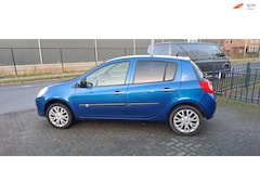 Renault Clio - 1.2-16V Special Line