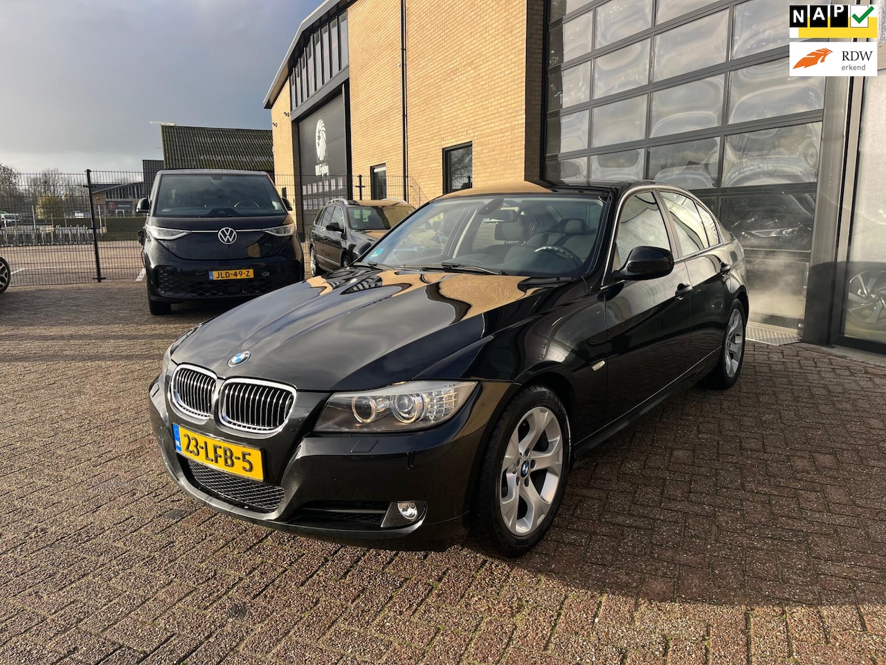 BMW 3-serie - 318i Business Line 318i Business Line, Navi, Clima , Pdc - AutoWereld.nl