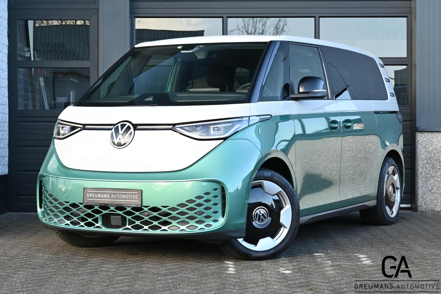 Volkswagen ID. Buzz - 1st Max 77kWh Stuur-/Stoelverwarming |Carplay - AutoWereld.nl