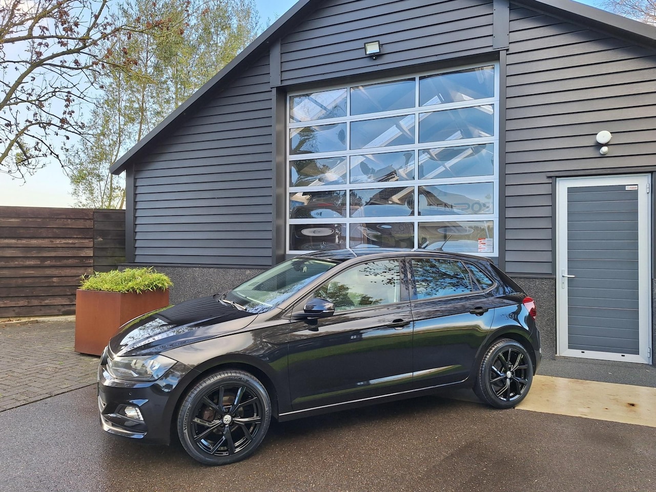 Volkswagen Polo - 1.0 TSI Comfortline Business 1 Eig. BTW-Auto, Full-Map Navigatie, Adap. Cruise-Control, Cl - AutoWereld.nl