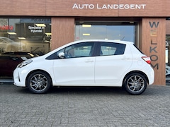 Toyota Yaris - 1.5 VVT-i Comfort | Radio | Trekhaak | LM-velgen | Airco