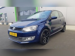 Volkswagen Polo - 1.2 TSI Comfortline Limited Edition Super nette auto Parkeer sensoren Cruise Airco LM velg