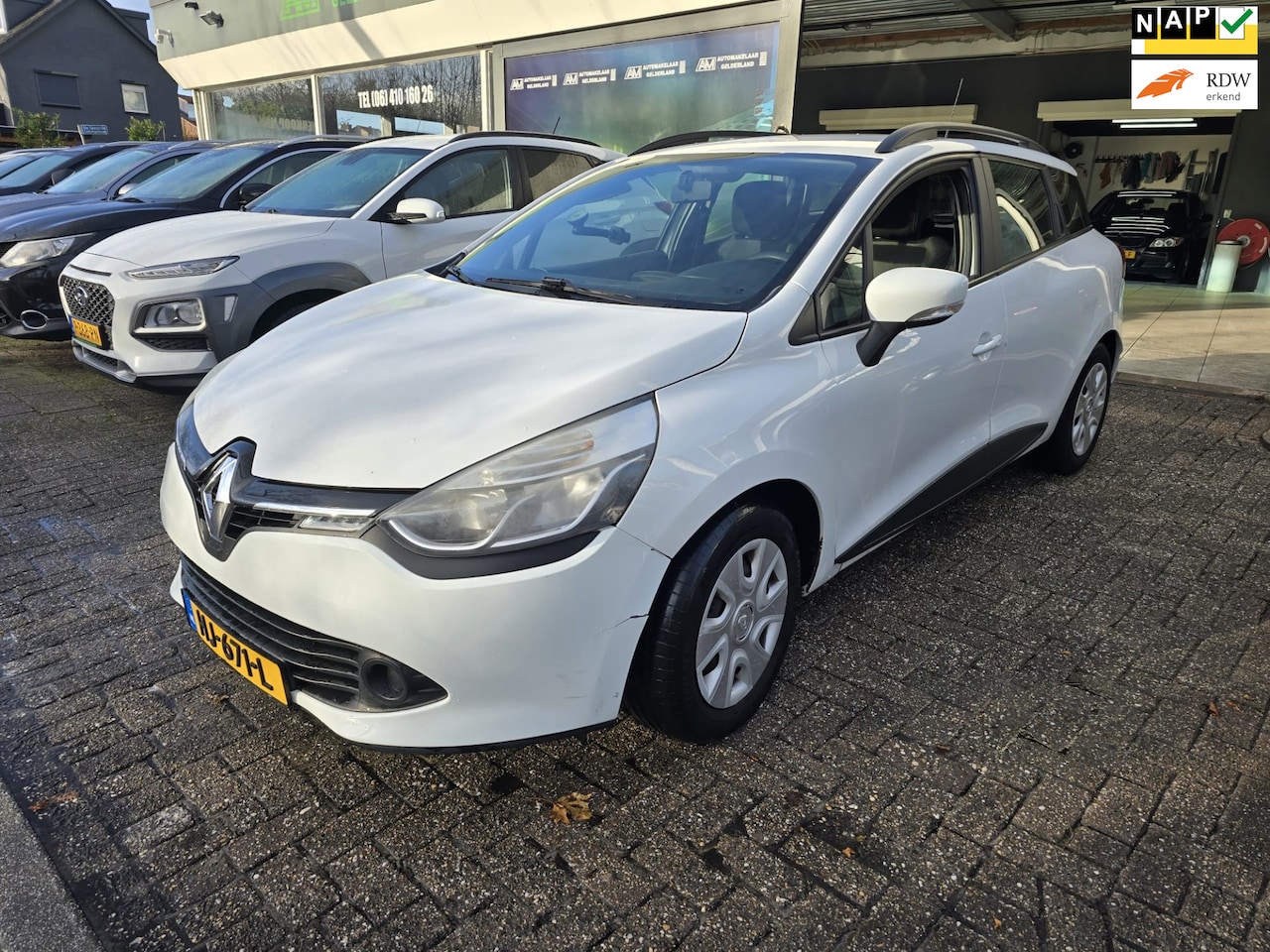 Renault Clio Estate - 0.9 TCe Expression | 2E EIGENAAR | 12MND GARANTIE | NAVI | AIRCO | CRUISE | - AutoWereld.nl