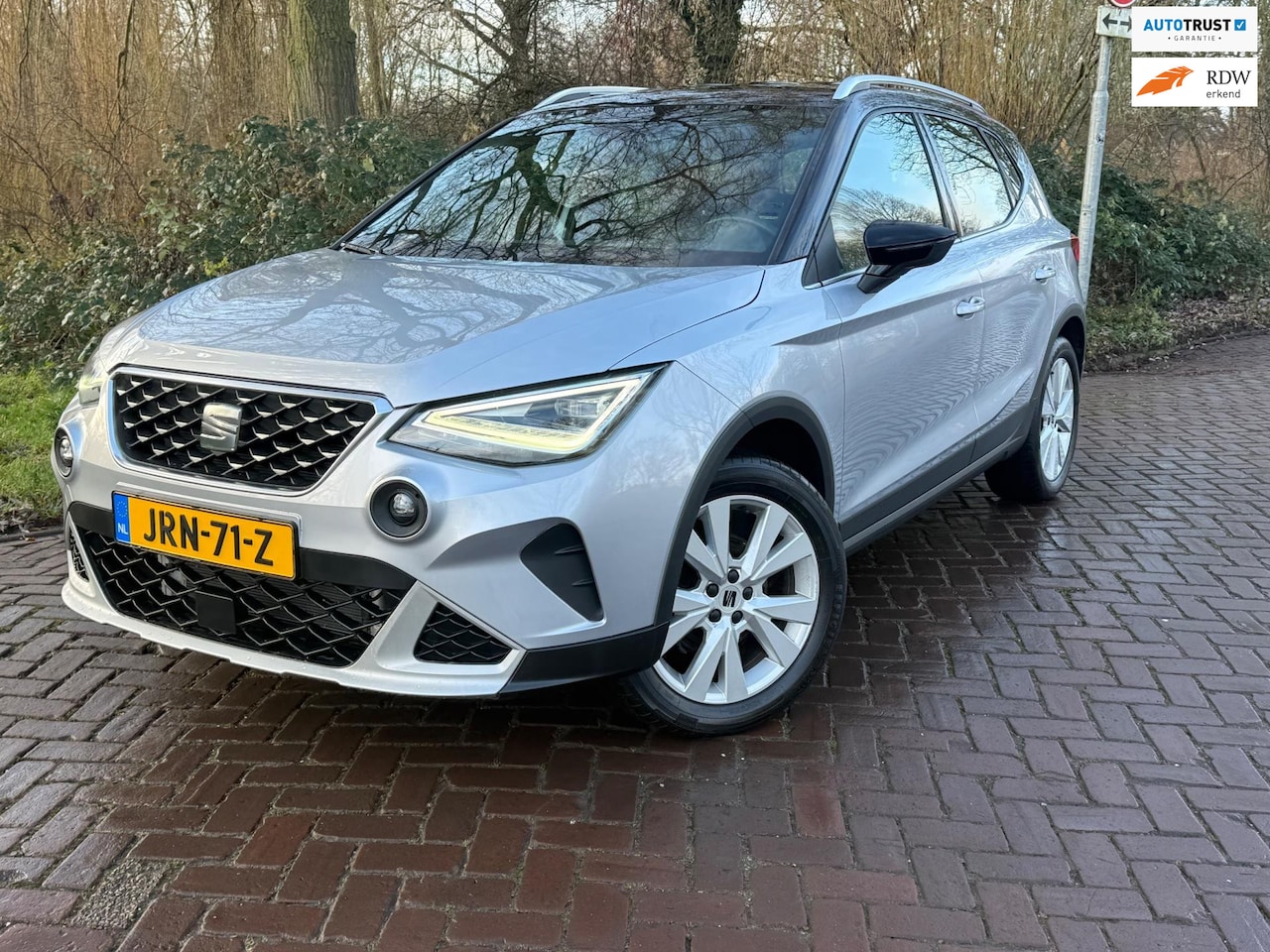 SEAT Arona - 1.0 EcoTSI Xperience Business Connect 1 Eig.b.j.5-2024 13000 km Carplay, led verl. - AutoWereld.nl