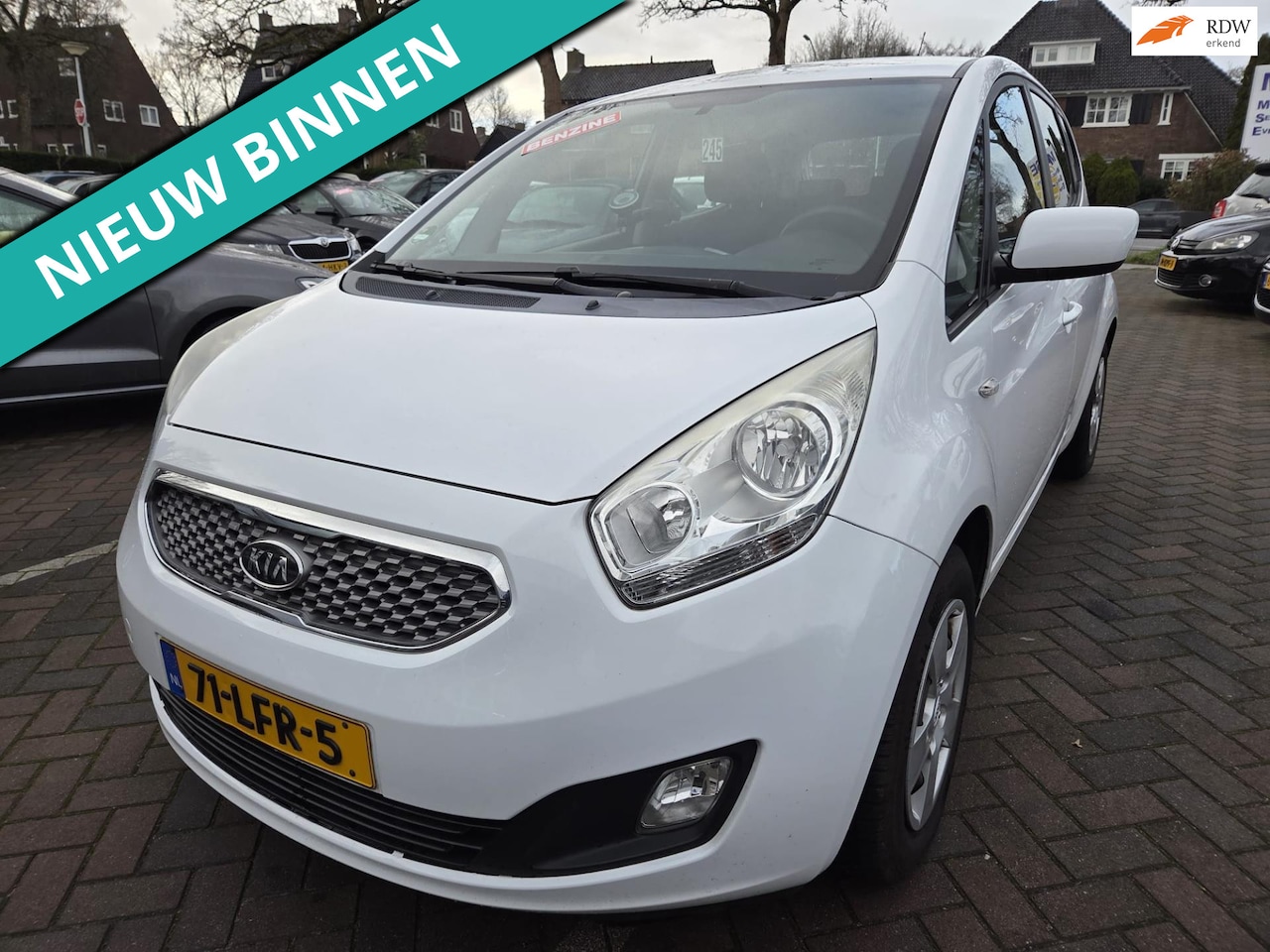 Kia Venga - 1.4 CVVT X-tra LEUKE AUTO RIJDT EN SCHAKELT GOED - AutoWereld.nl