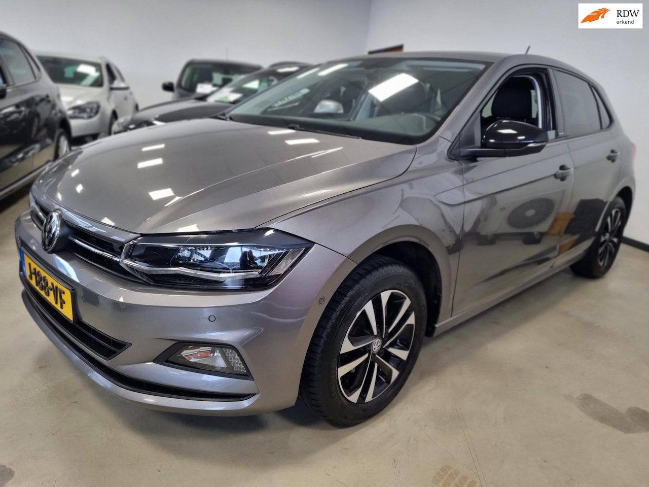 Volkswagen Polo - 1.0 MPI COMFORTLINE + BJ020 + 5DRS - AutoWereld.nl