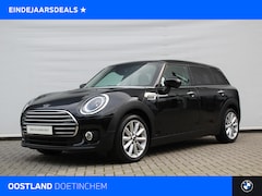 MINI Clubman - Cooper Automaat / Achteruitrijcamera / Comfort Access / LED / Comfortstoelen / Stoelverwar