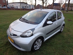 Toyota Aygo - met nieuwe a p k