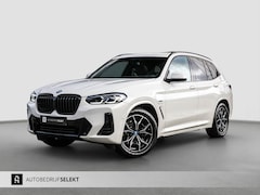 BMW X3 - XDrive30e M-SPORT - PANO - TREKAAK - LASER - VOL