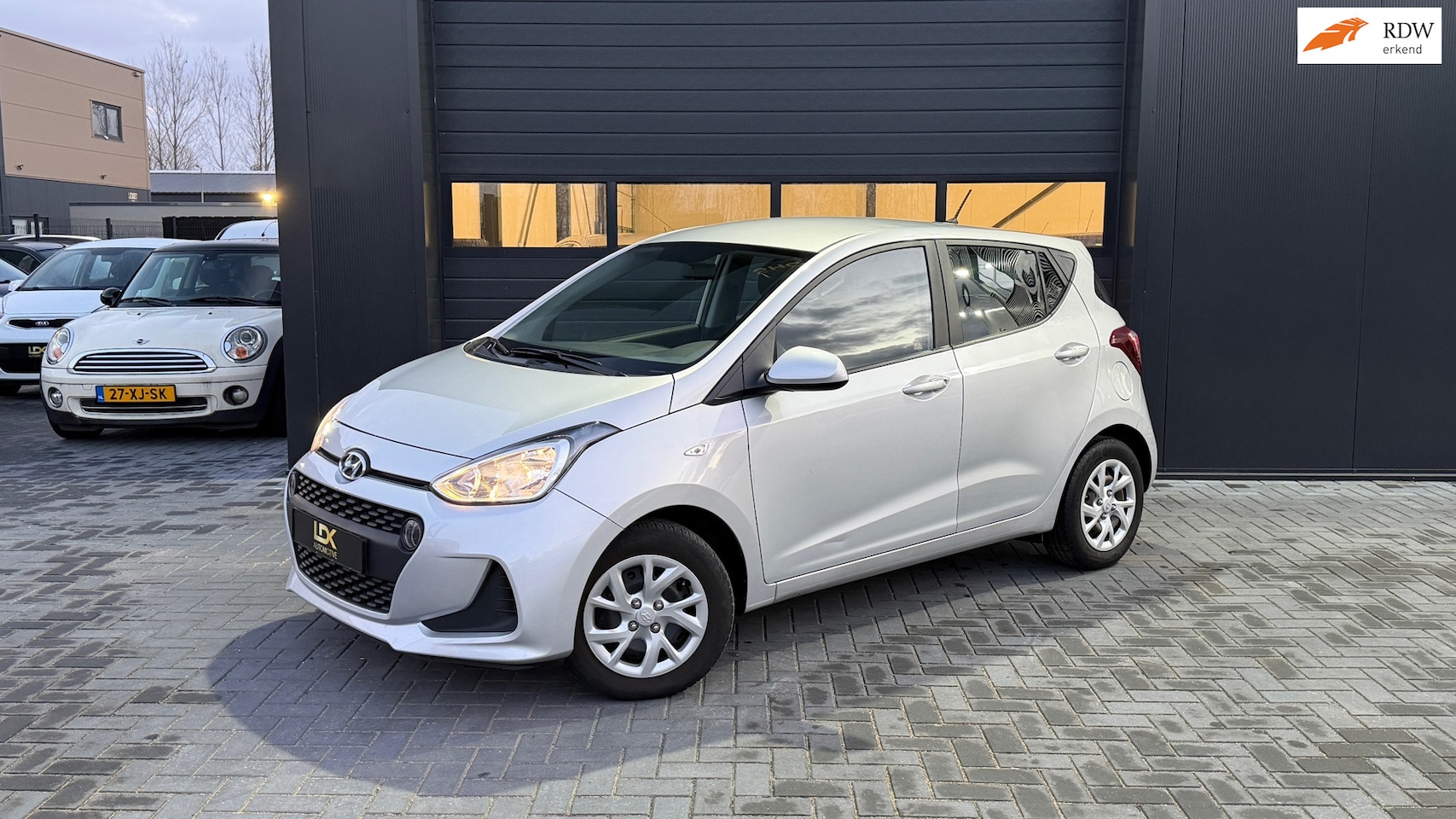 Hyundai i10 - 1.0i i-Motion Comfort|Airco - AutoWereld.nl