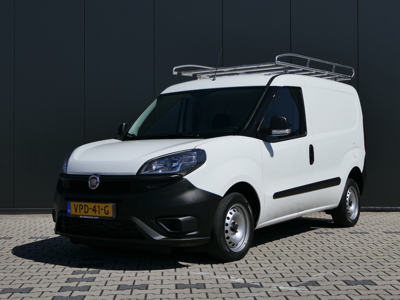 Fiat Doblò Cargo - 1.6 MJ L1H1 | 105pk | Imperiaal | Cruise Control | Trekhaak | Lage Km-Stand! - AutoWereld.nl