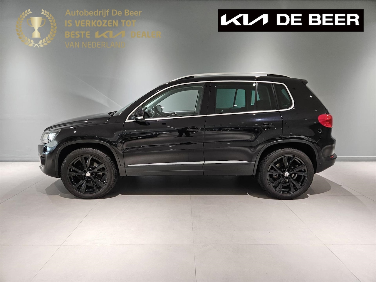 Volkswagen Tiguan - 1.4 TSI 160pk BMT Sport & Style Navi/ Clima/ Pano - AutoWereld.nl