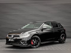 Volkswagen Polo - 1.0 TSI 110PK DSG R-LINE / FULL BLACK / VERLAGINGSVEREN / APPLE CARPLAY / LED KOPLAMPEN /