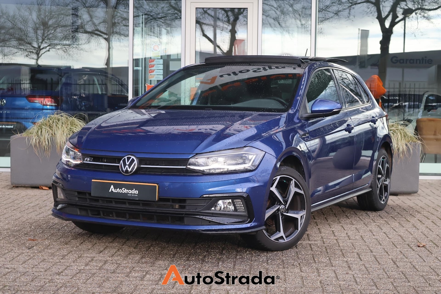 Volkswagen Polo - 1.0 TSI R-LINE 95pk DSG I Pano I Carplay I Stoelverwarming I Climate I ACC I Virtual - AutoWereld.nl