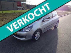 Renault Clio - 1.4-16V Team Spirit