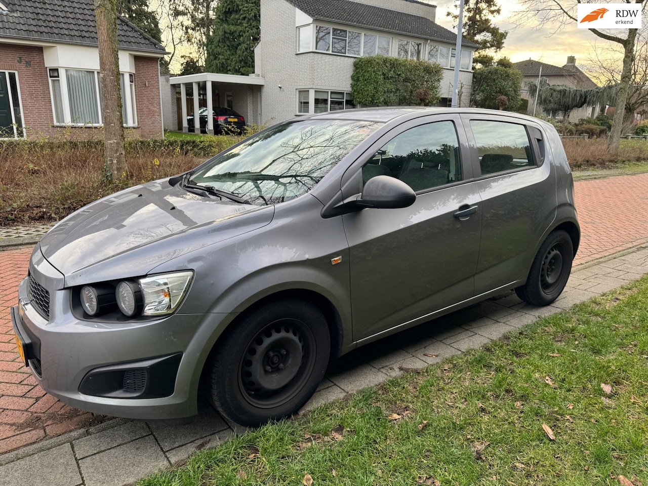 Chevrolet Aveo - 1.2 LS 1.2 LS, met airco, APK 13-09-2026. - AutoWereld.nl