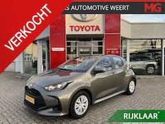 Toyota Yaris - 1.5 Hybrid Active | Rijklaar | NL-Auto | Trekhaak | Apple Carplay - Android