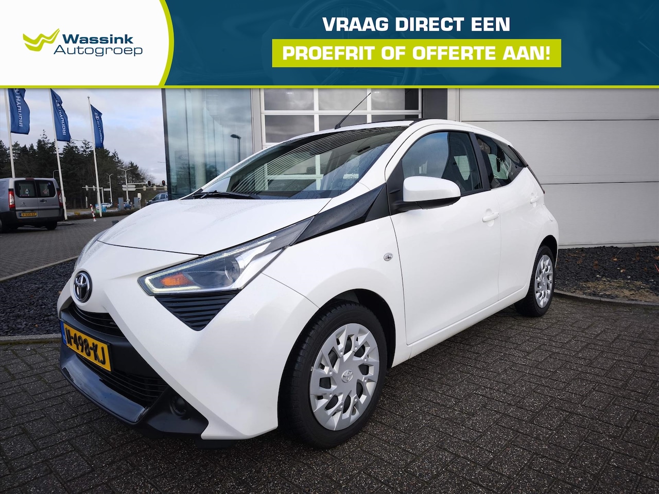 Toyota Aygo - 1.0 VVT-i 72pk 5D x-play cabrio | Airco | Camera | Carplay/android auto | Elektrisch vouwd - AutoWereld.nl