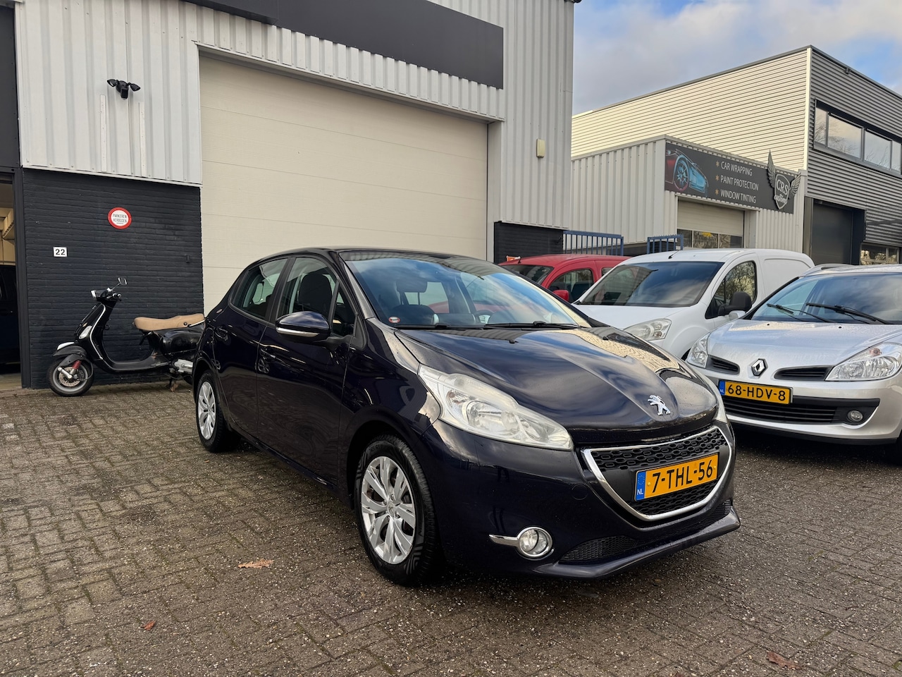 Peugeot 208 - 1.2 VTi Envy 5 DEURS - AutoWereld.nl