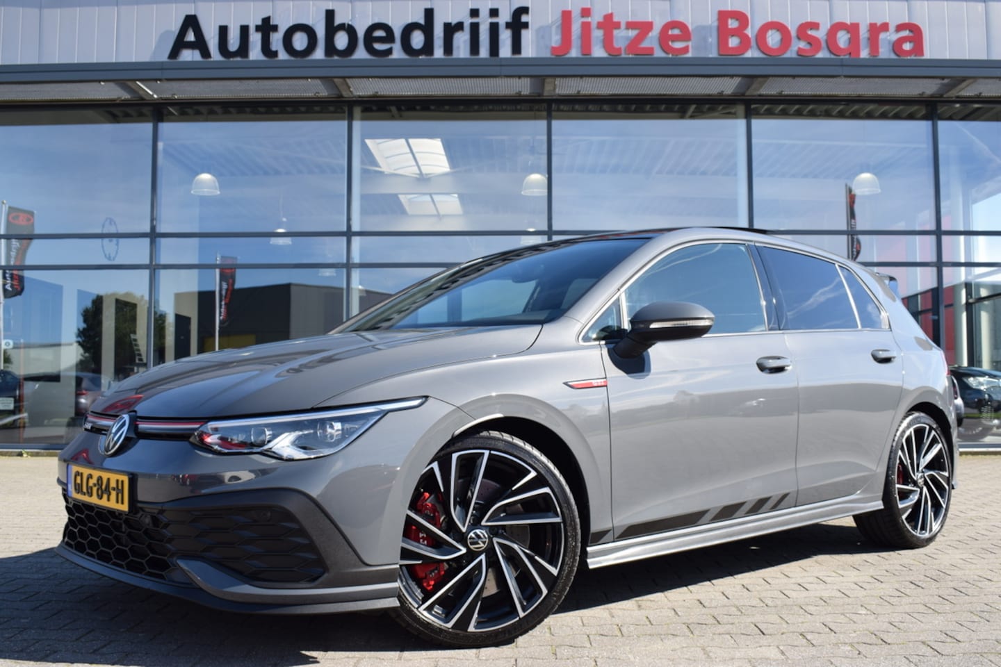 Volkswagen Golf - 2.0 TSi 300pk GTI Clubsport Panoramadak | IQ LED | Virtual | Sfeerverlichting | Carplay | - AutoWereld.nl