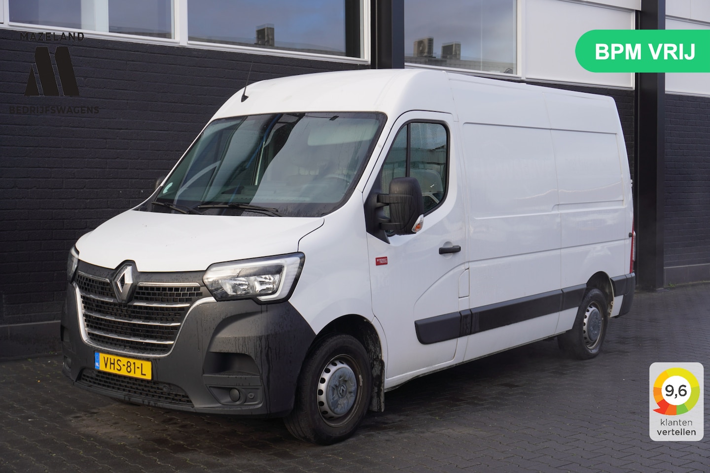 Renault Master - 2.3 dCi 135PK L2H2 EURO 6 - Airco - Navi - Cruise - €16.950,-  Excl. - AutoWereld.nl