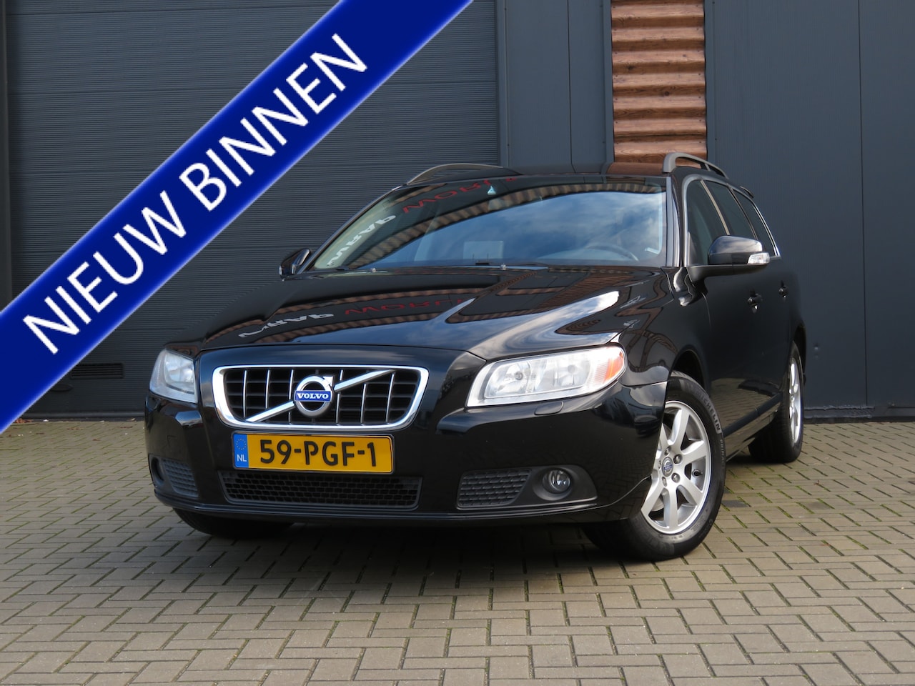 Volvo V70 - 1.6 T4 Automaat Airco Cr-Control Youngtimer - AutoWereld.nl