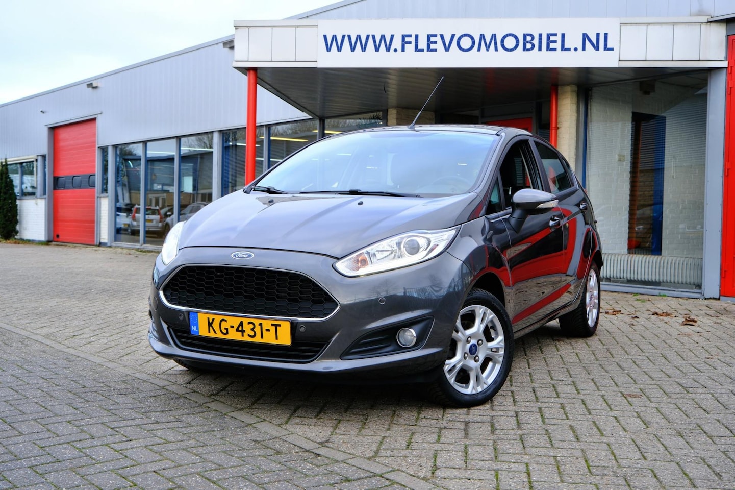 Ford Fiesta - 1.0 Style Ultimate 5-drs Navi|Airco|LMV|PDC - AutoWereld.nl