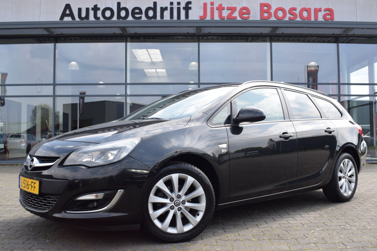 Opel Astra Sports Tourer - 1.4 Turbo Sport ECC | Half Leder | Stoel + Stuurverwarming | 17 Inch LMV | Volledig Onderh - AutoWereld.nl