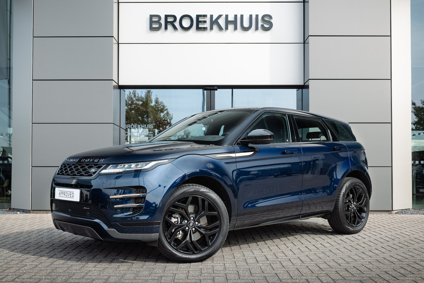 Land Rover Range Rover Evoque - P300e AWD R-Dynamic S | Cold Climate | 20 Inch | Dodehoek Assistent | El. achterklep | Key - AutoWereld.nl