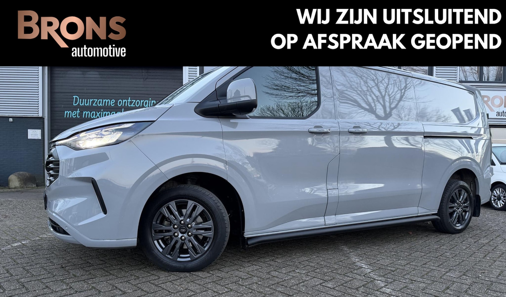 Ford Transit Custom - 300 2.0 TDCI L2H1 Limited L+R Schuifdeur l Trekhaak l Sidebars - AutoWereld.nl