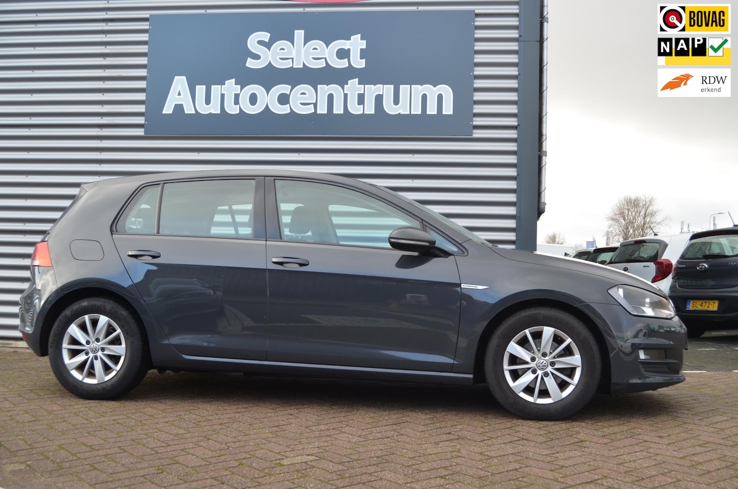 Volkswagen Golf - 1.0 TSI Trendline|AIRCO|LICHTMETALEN VELGEN|6 VERSN.|NAP - AutoWereld.nl