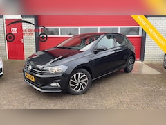 Volkswagen Polo - 1.0 TSI Comfortline NAVI / CARPLAY / ACC / BLUETOOTH / DAB+ / NL-AUTO