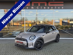 MINI One - 1.5 Pano Navi