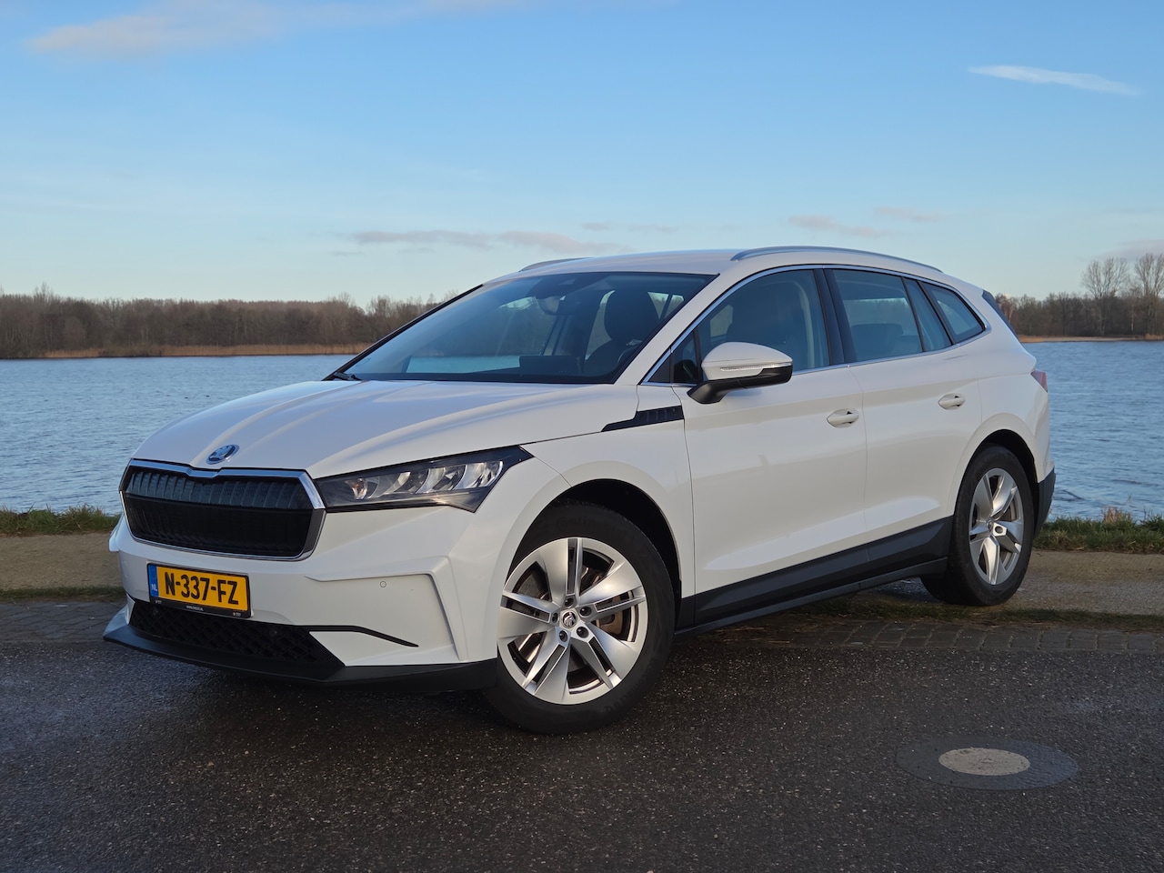 Skoda Enyaq iV - 80 80, nette auto, SOH 90%, warmtepomp/trekhaak, BTW - AutoWereld.nl