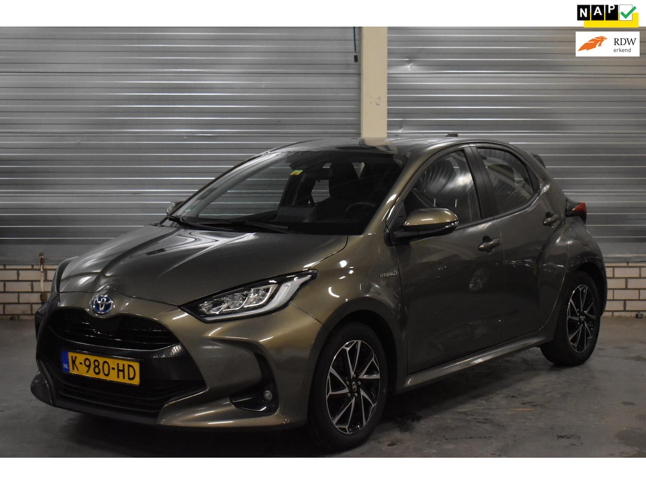 Toyota Yaris - 1.5 Hybrid Dynamic + Camera|Bleutooth|Cruise Control|Line Assist| - AutoWereld.nl