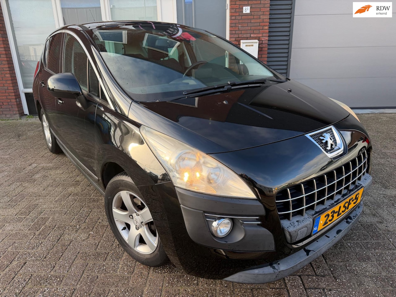 Peugeot 3008 - 1.6 VTi ST / Pano / Navi / PDC / LM / Clima / NAP - AutoWereld.nl