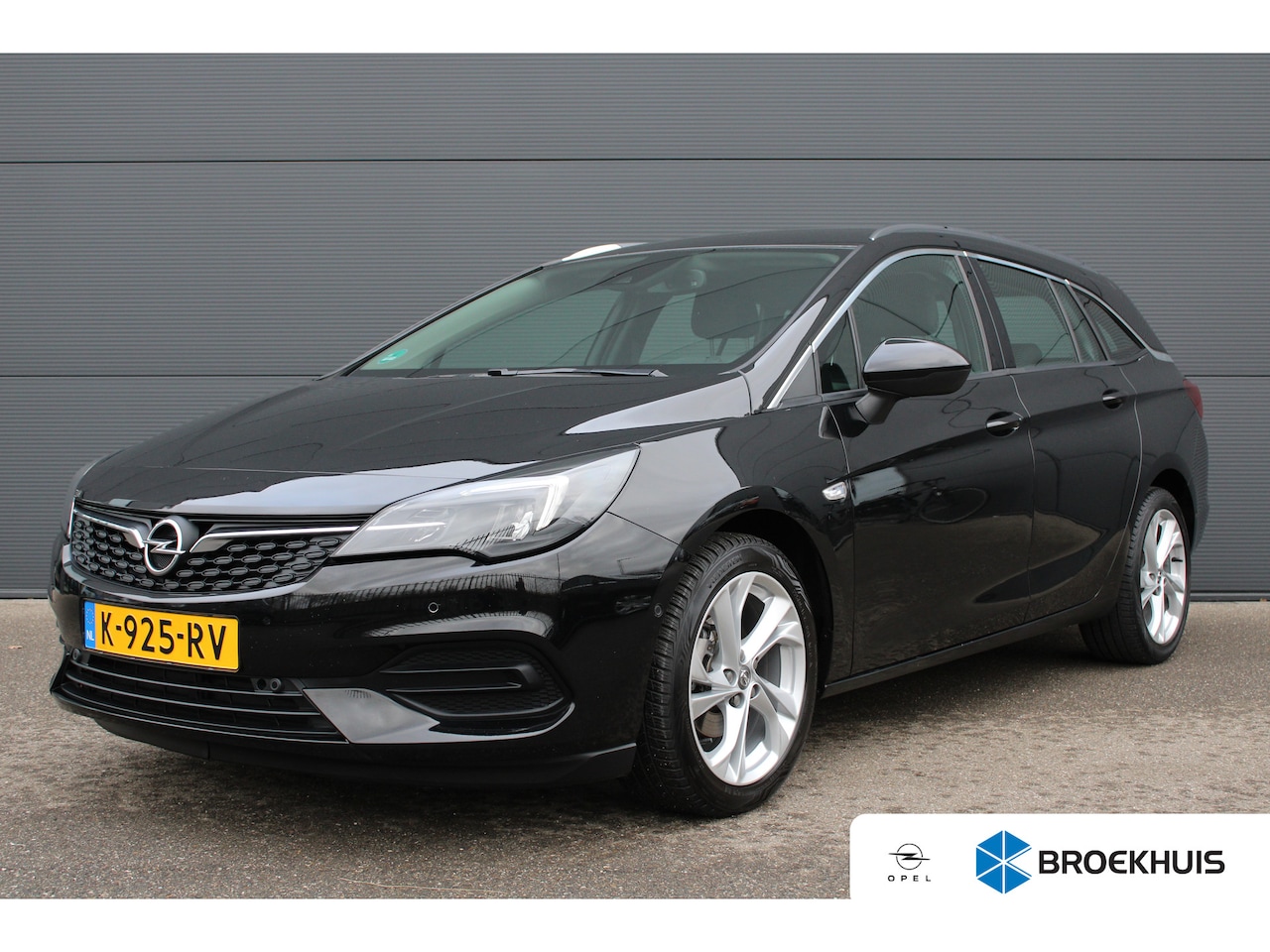 Opel Astra Sports Tourer - 1.4 Business Elegance | Automaat | Navigatie | Camera | Stoel + stuurverwarming | Trekhaak - AutoWereld.nl