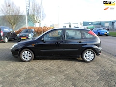Ford Focus - 1.6-16V Futura