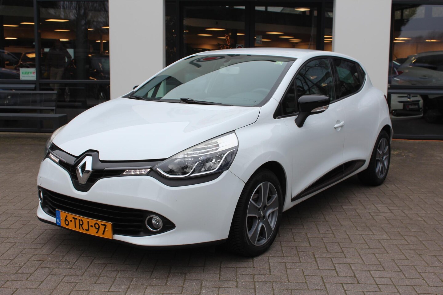 Renault Clio - 0.9 TCe ECO Night&Day - AutoWereld.nl