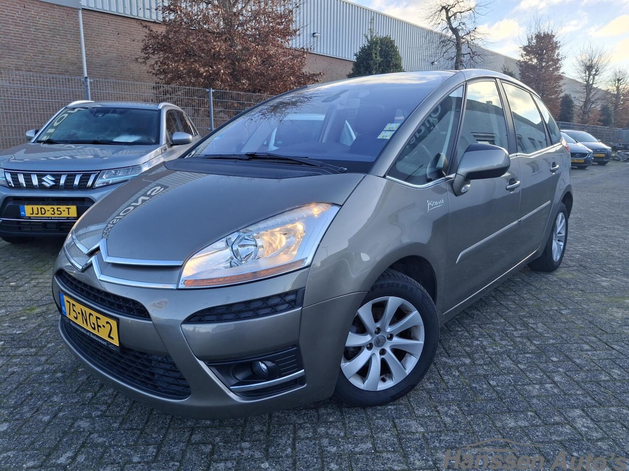 Citroën C4 Picasso - 1.6 VTi Business 5p. 1.6 VTi Business 5p. - AutoWereld.nl